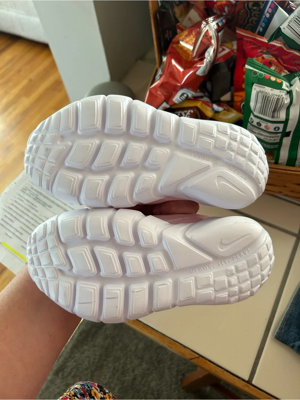 Nike kids slip
